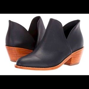 Fortress of Inca Black Leather Boots